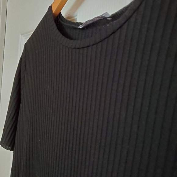 Zara Ribbed Dress Shirt - Picture 2 of 8